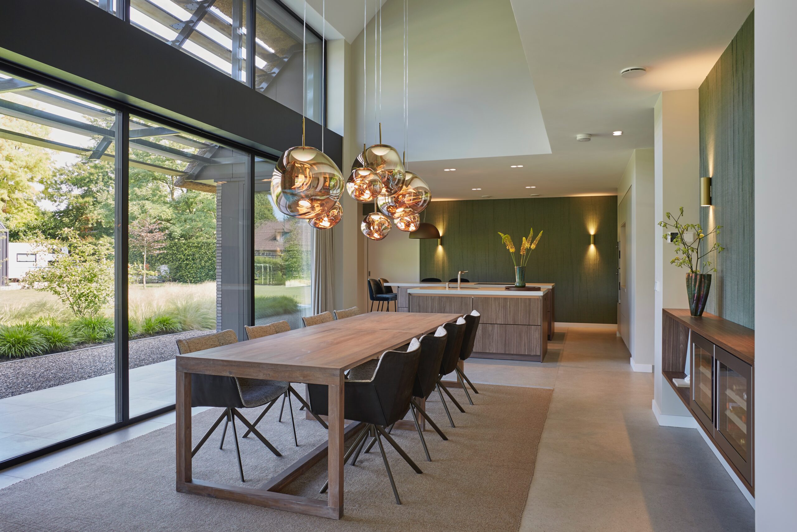 Maatwerk tafel in massief noten - Budel